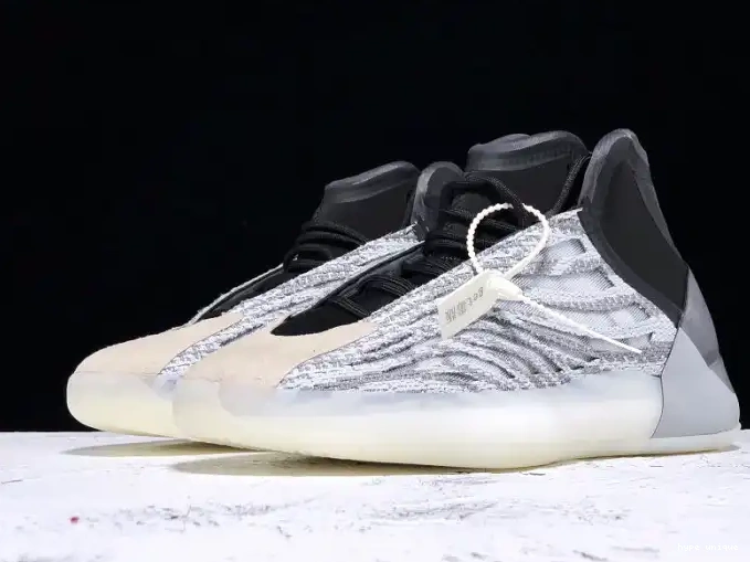 hype Basketball Yeezy Adidas Quantum EG1535 0524